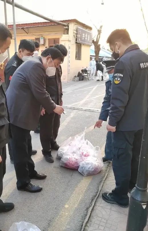 滨州市阳信:警营父子携手“逆行” 坚守抗疫显党员初心