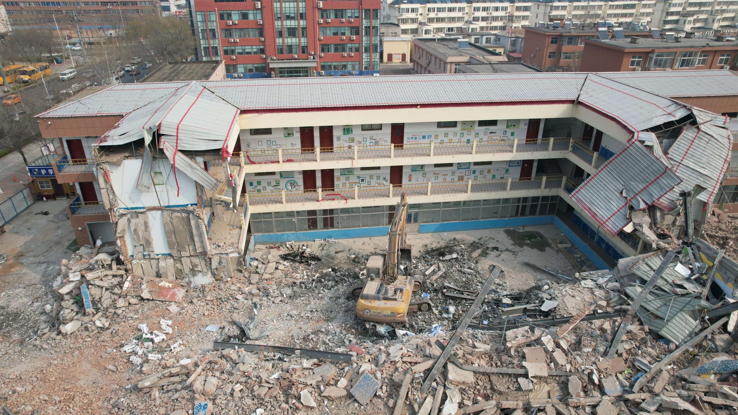 重磅！阳信县实验中学旧楼拆除！