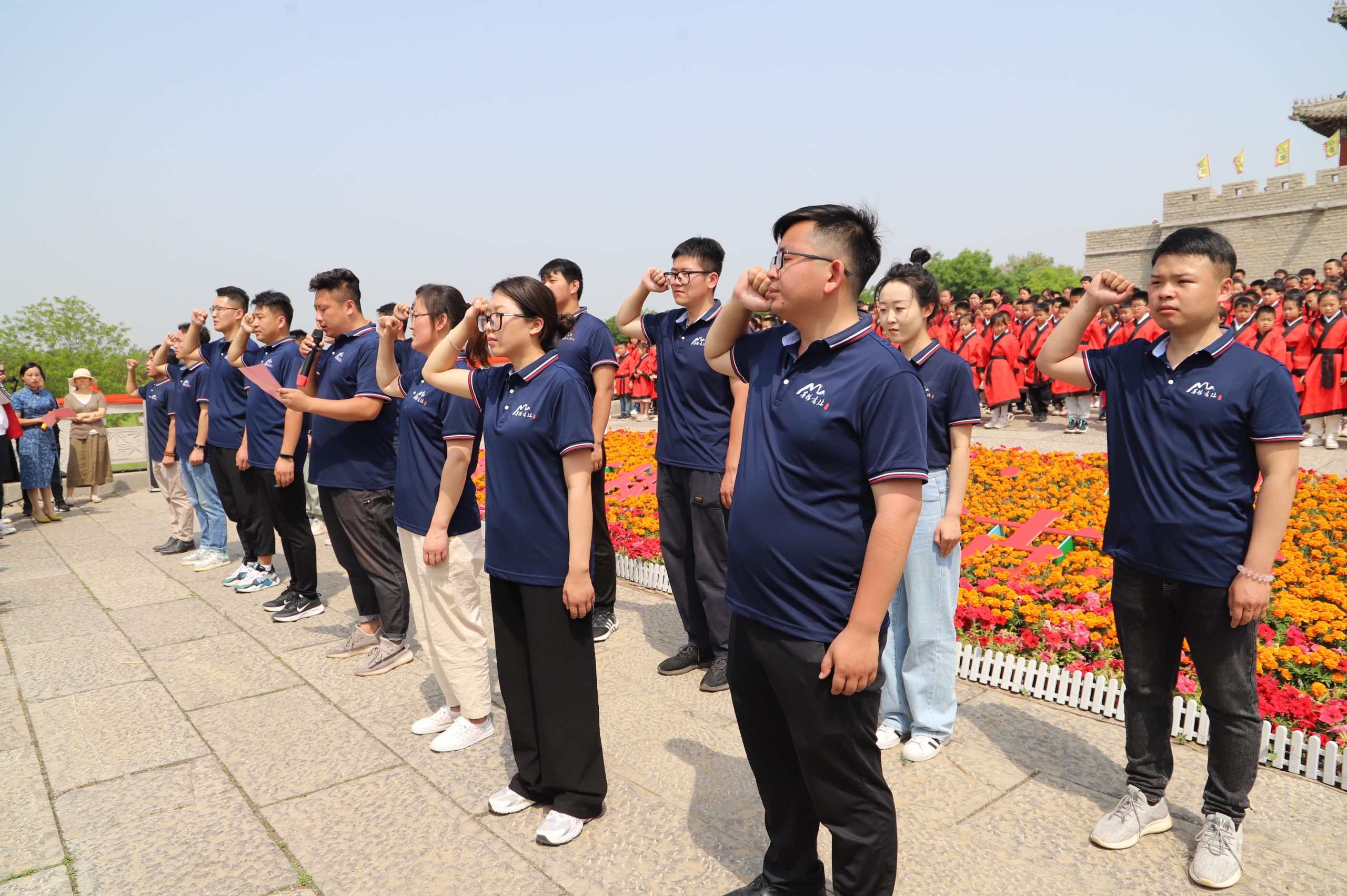 阳信墨扬书法相约古城研学踏青:齐作百米长卷书画 尽显传统文化魅力