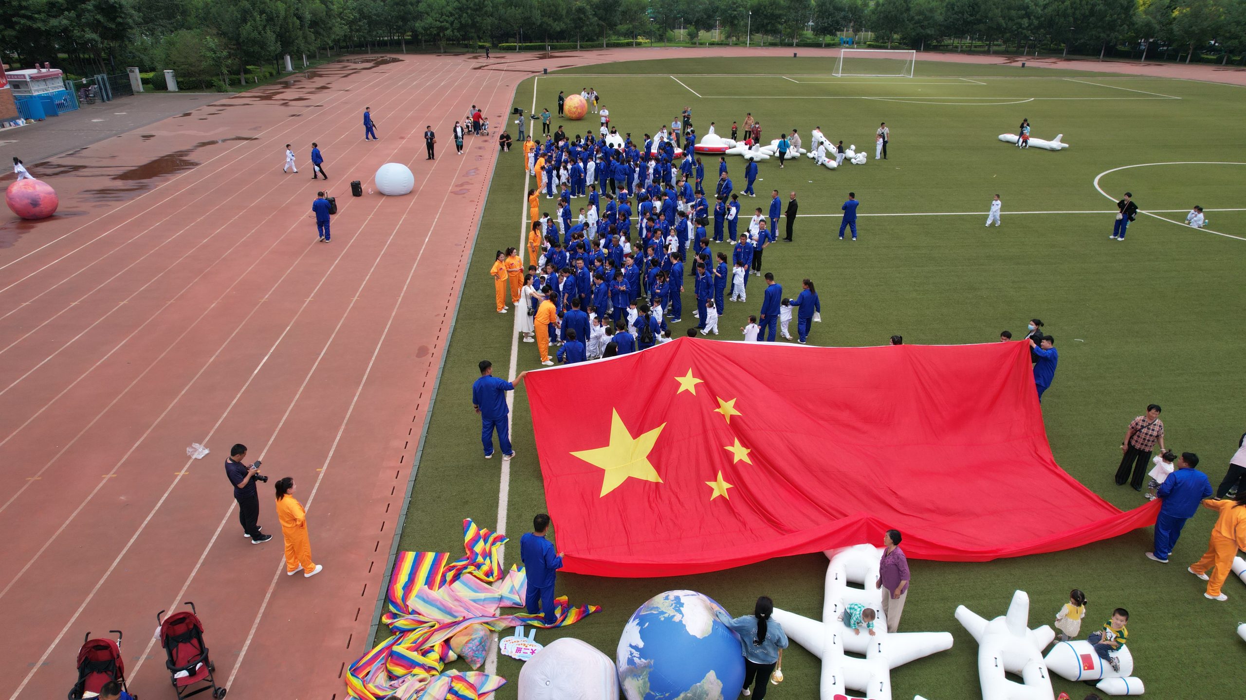 阳信京师幼儿园举办《中国梦 航天梦》亲子活动,庆祝六一儿童节!