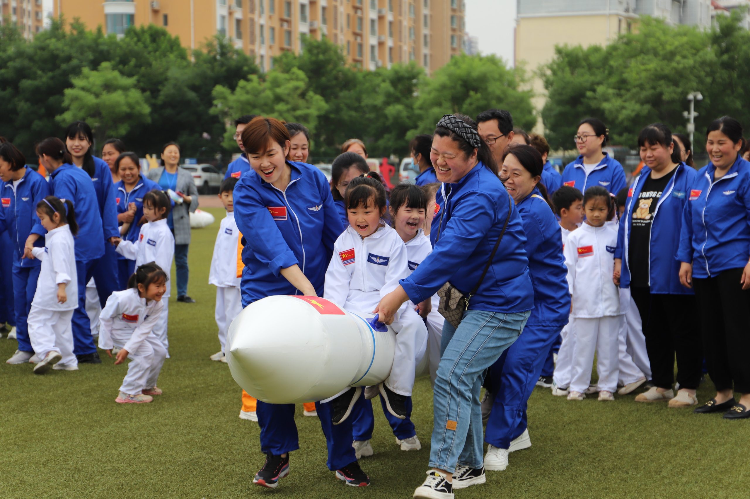 阳信京师幼儿园举办《中国梦 航天梦》亲子活动,庆祝六一儿童节!