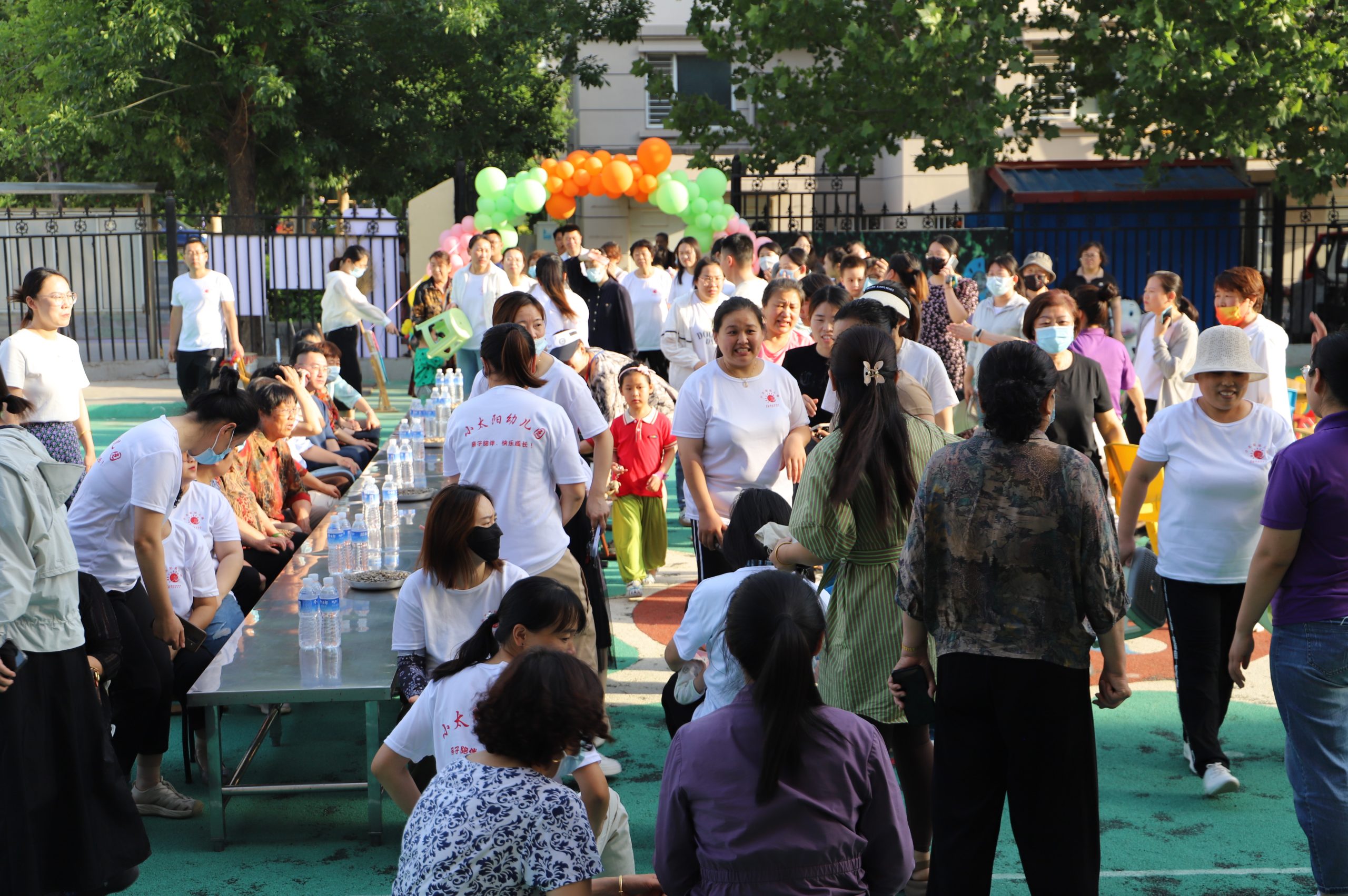 “美美过六一 开开心心吃大席” 阳信红缨小太阳幼儿园开展六一“吃大席”活动