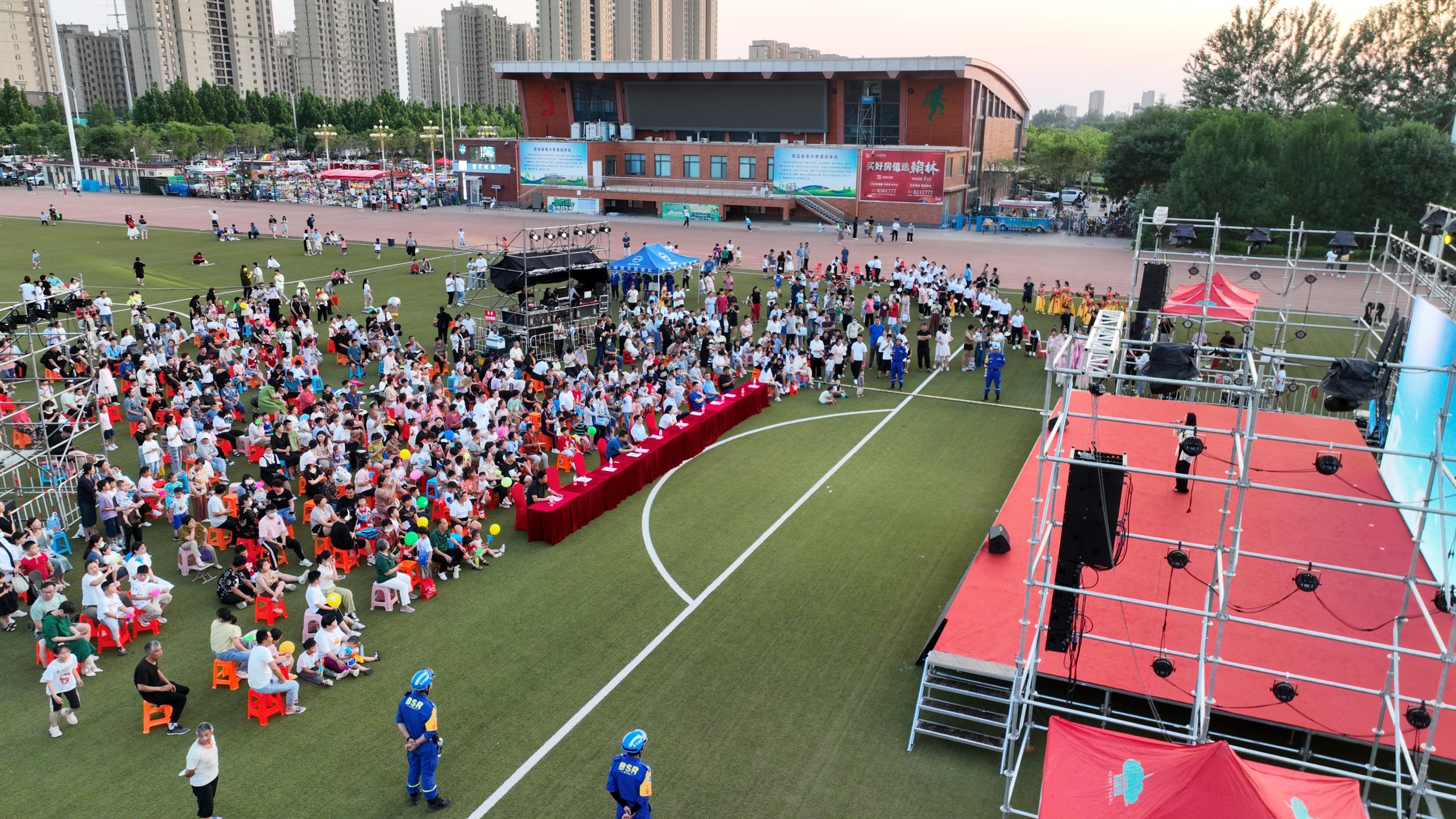 阳信县艺术教育成果展演暨中润传媒成立启动仪式在九龙湖体育场隆重举行