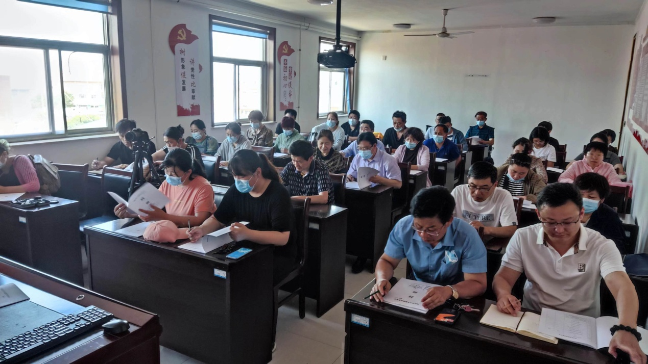 【党建+健康】信城街道社区卫生服务中心对辖区医疗机构进行校验工作指导