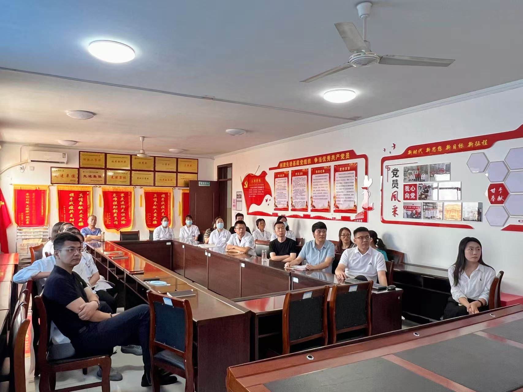 【铭记历史 砥砺前行】阳信县信城街道社区卫生服务中心组织观看纪念中国人民抗日战争暨世界反法西斯战争胜利八十周年阅兵仪式