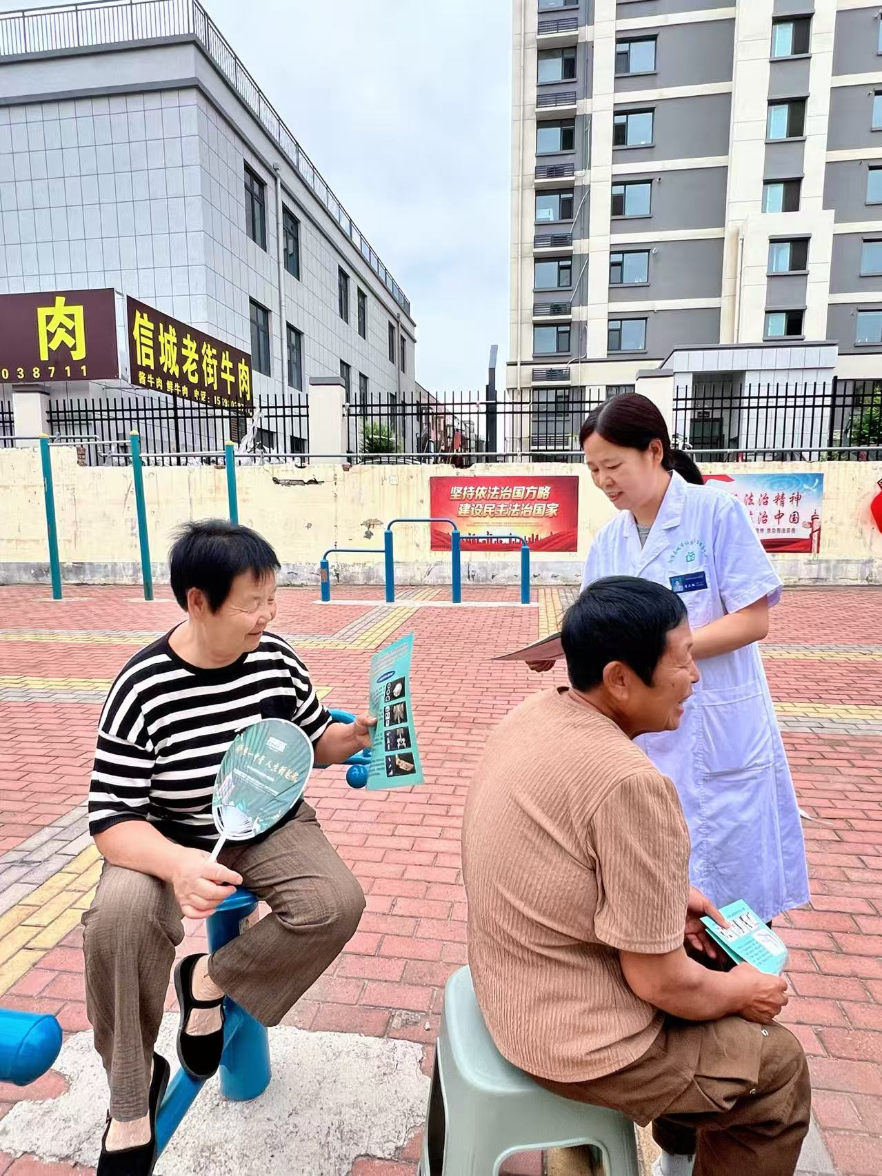 【六送六进六提升】阳信县信城街道社区卫生服务中心开展“文化润心 本草香安”中医药义诊活动