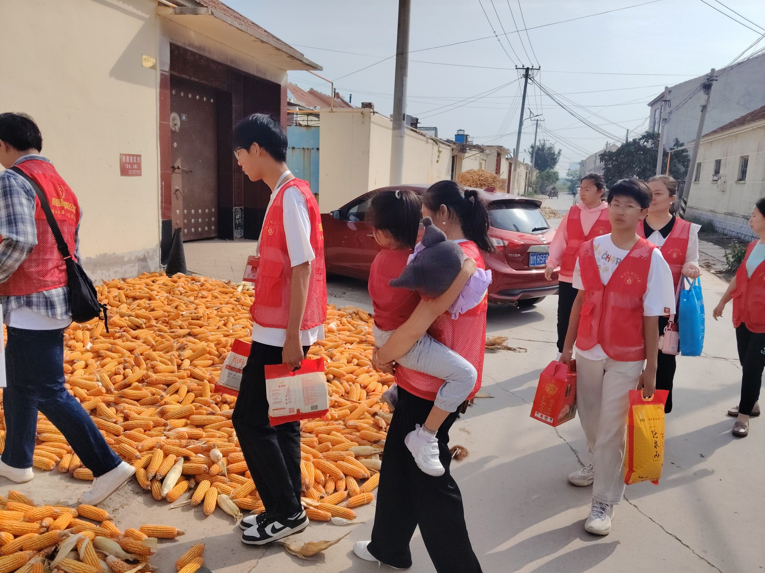 双节同庆，朝阳公益情暖退伍老兵