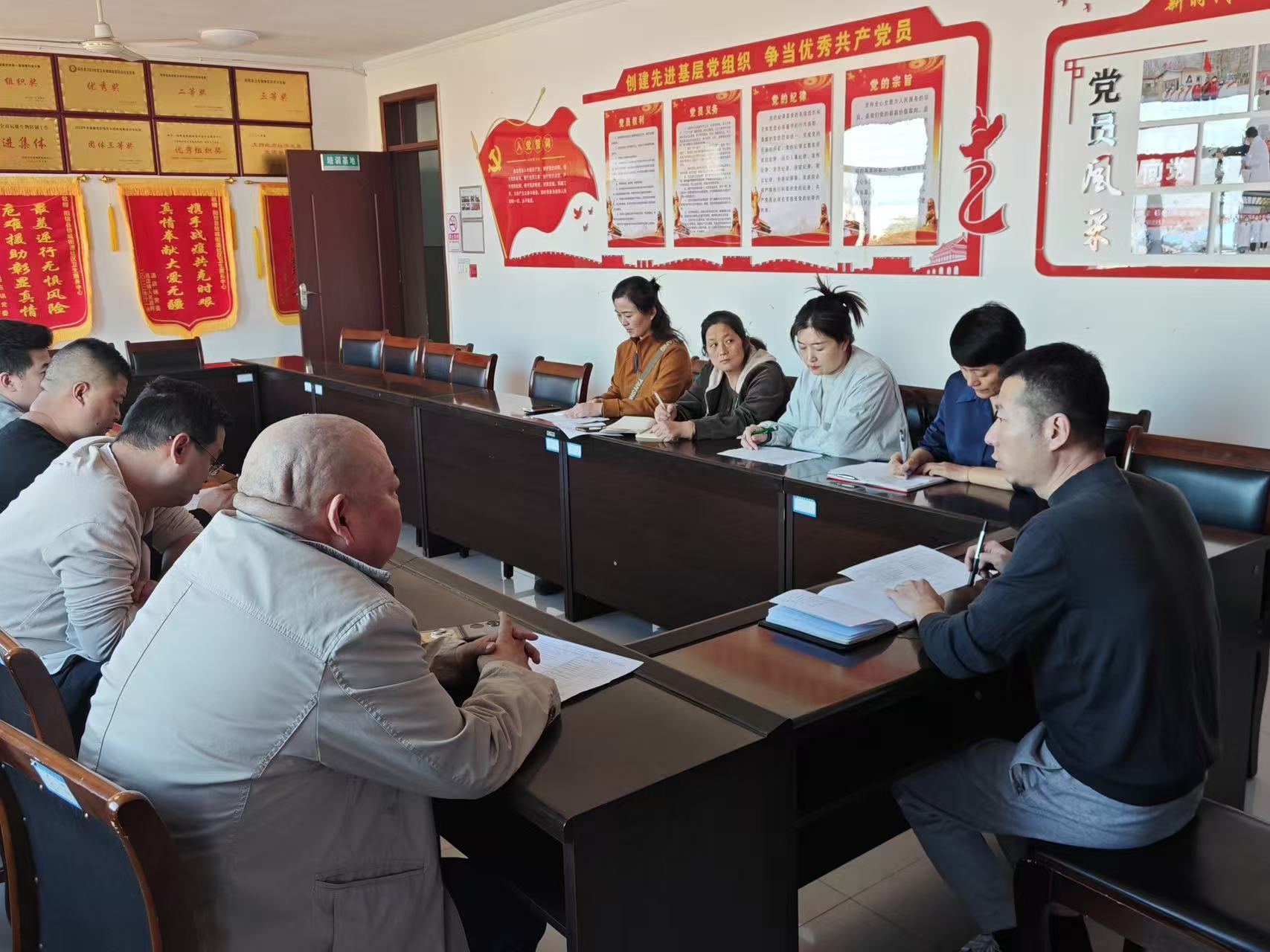 阳信县信城街道社区卫生服务中心召开“五有三提升”村卫生室6S管理培训暨现场观摩会议