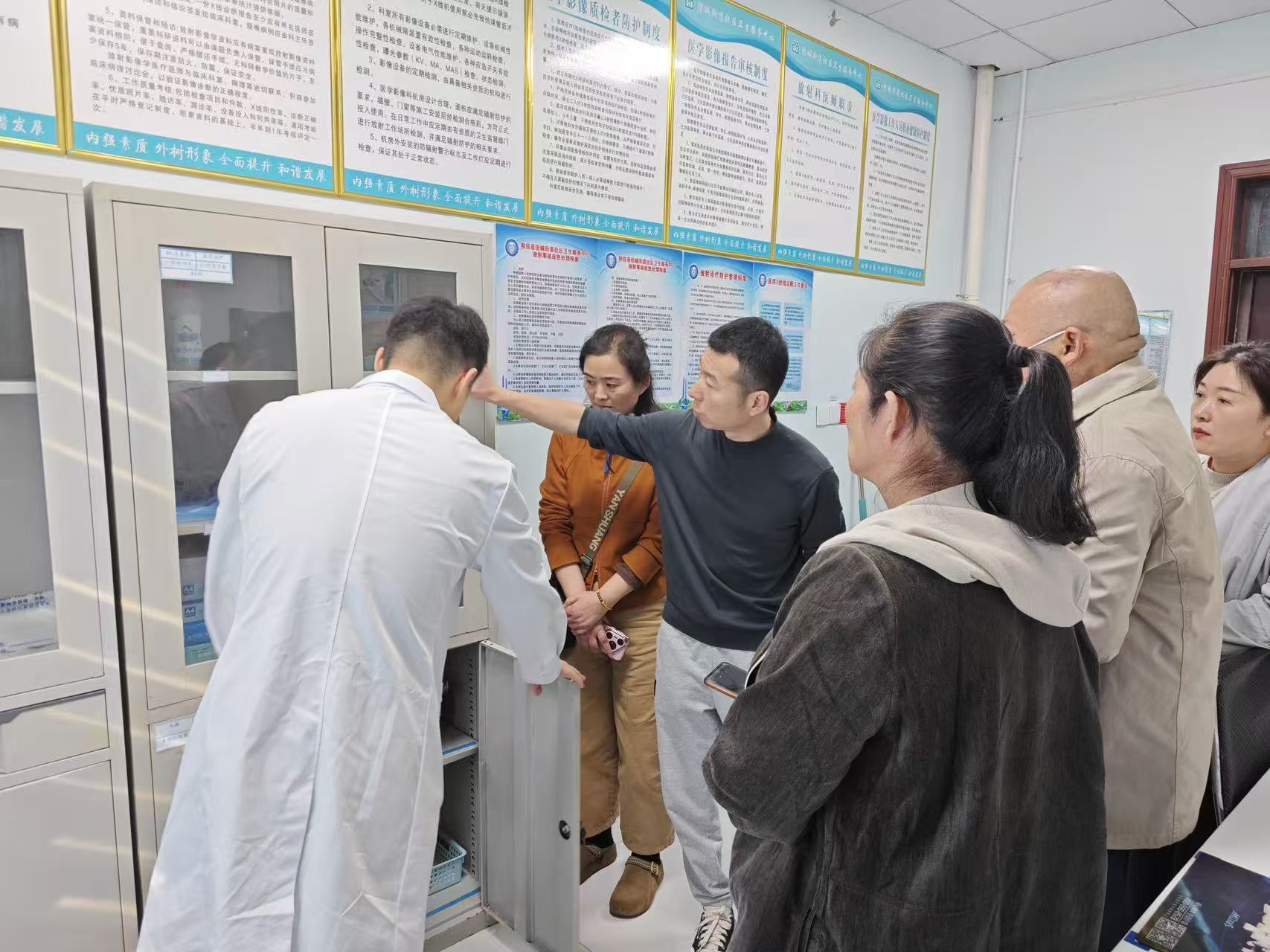 阳信县信城街道社区卫生服务中心召开“五有三提升”村卫生室6S管理培训暨现场观摩会议