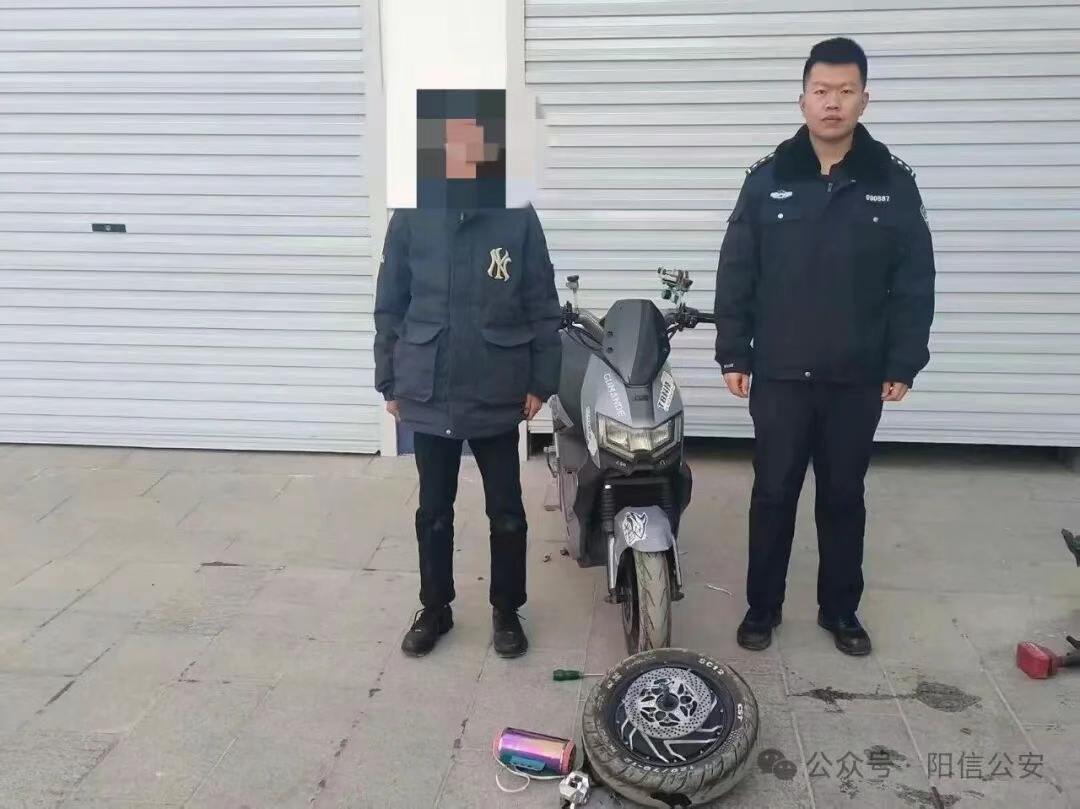 阳信深夜飙车党落网!改装电摩翘头炫技,警方重罚900元责令复原