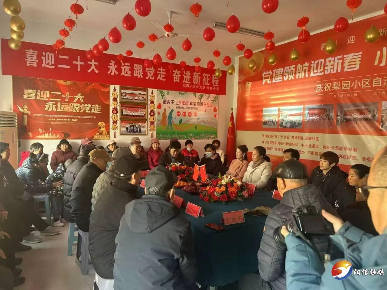 f5a98d5d860659158714df346d8a8c25