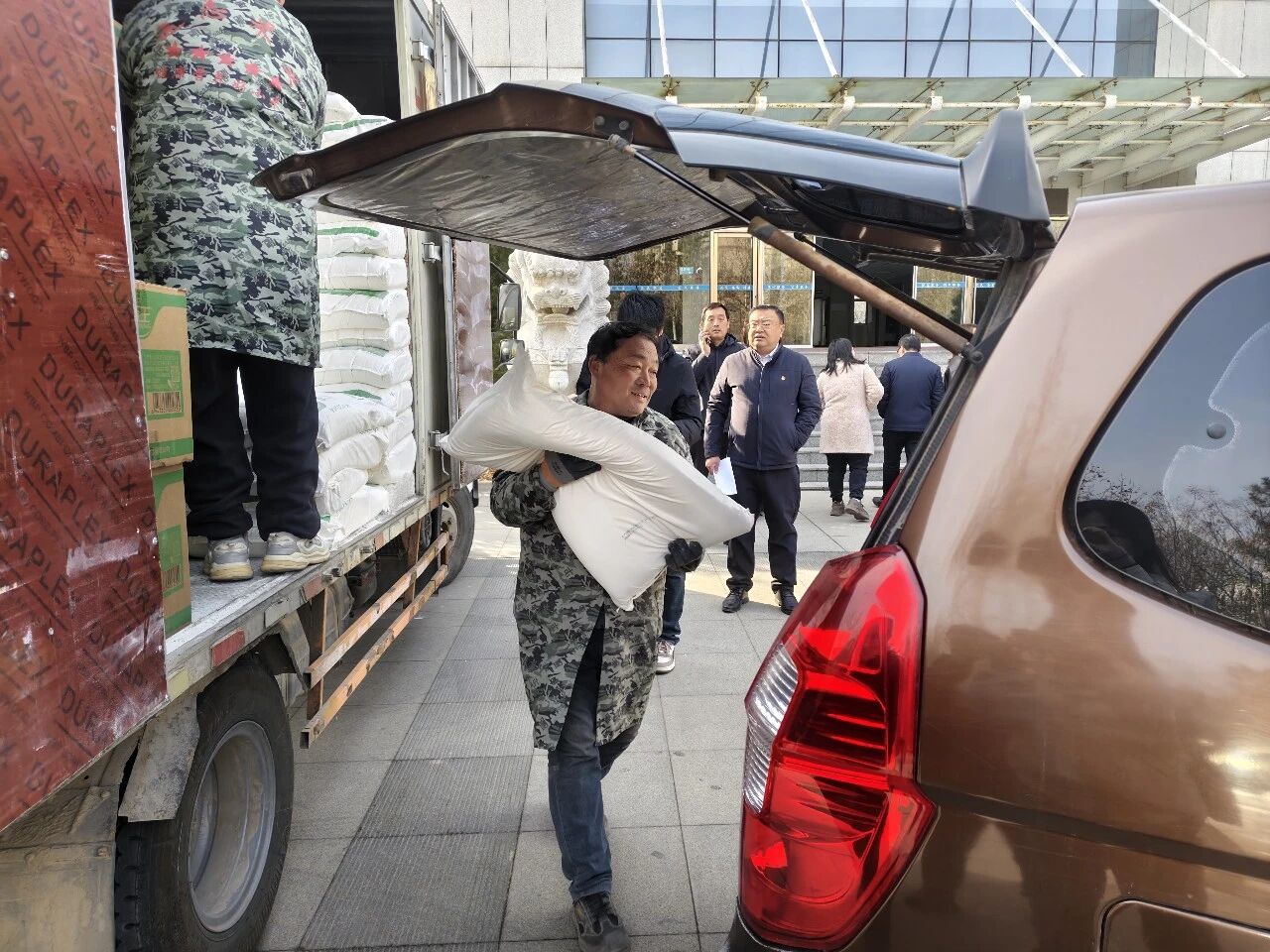 寒冬送温暖！阳信县残联精准帮扶困难重度残疾人，这份春节关怀暖人心