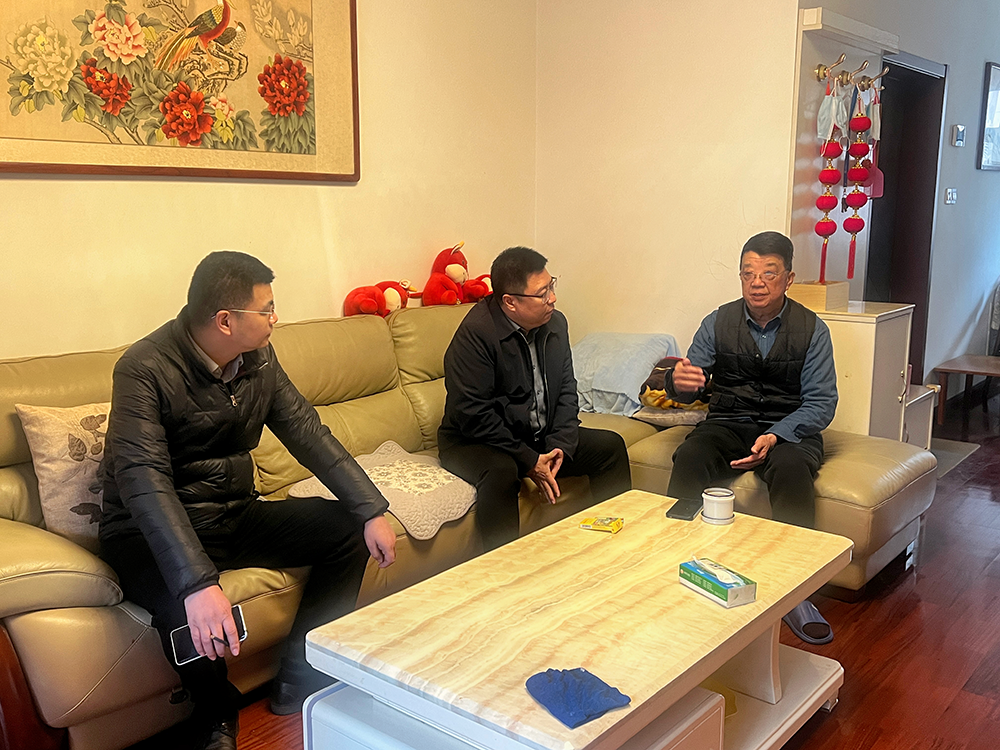 【敬老爱老暖寒冬 走访慰问送祝福】阳信县信城街道社区卫生服务中心走访慰问退休干部