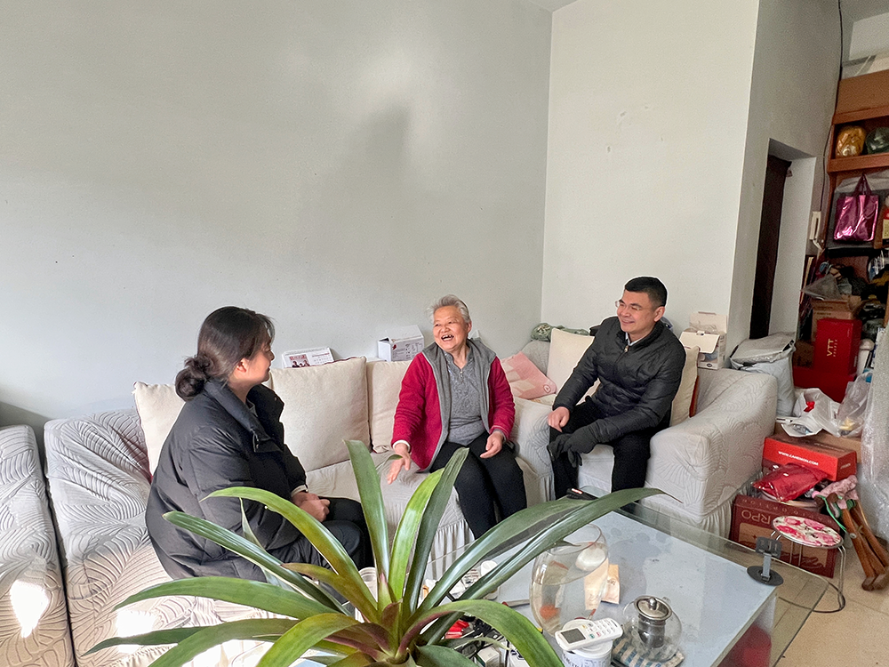 【敬老爱老暖寒冬 走访慰问送祝福】阳信县信城街道社区卫生服务中心走访慰问退休干部