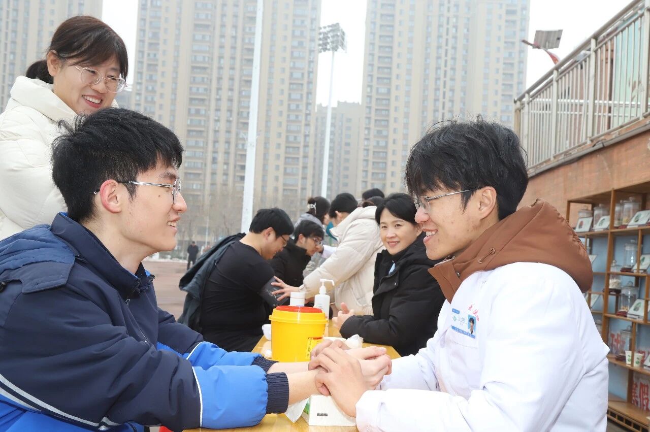 阳信县中医药文化盛宴：千人受益的健康大集，免费体验传统疗法！