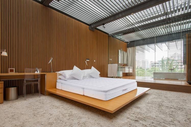 康姿百德豪华款磁性床垫用动态支撑力稳住你的脊椎节律